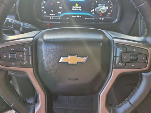 Used 2023 Chevrolet Tahoe High Country AWD/4WD image 25