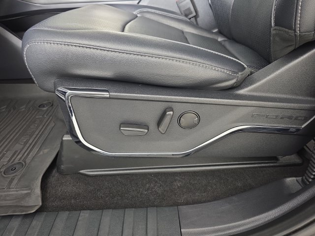 Used 2024 Ford F150 Lariat AWD/4WD image 27