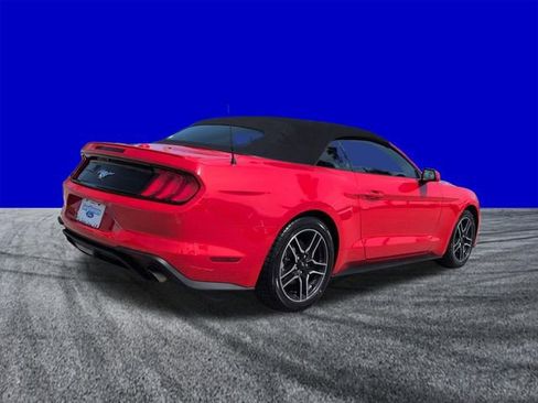 Certified 2022 Ford Mustang Premium RWD image 4