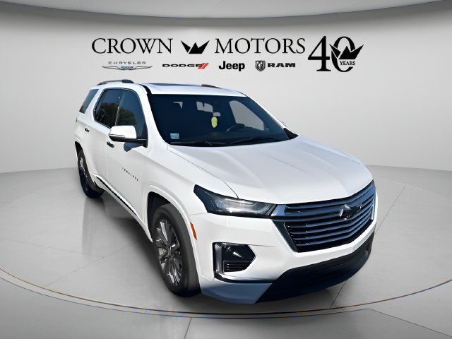 Used 2023 Chevrolet Traverse Premier w/ LPO, Floor Liner Package AWD/4WD image 6