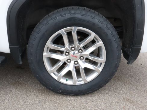 Certified 2022 GMC Sierra 1500 SLT w/ SLT Premium Plus Package image 21