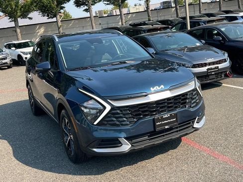 Certified 2023 Kia Sportage EX AWD/4WD image 7
