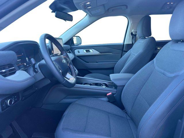 Used 2026 Ford Explorer Active AWD/4WD image 22