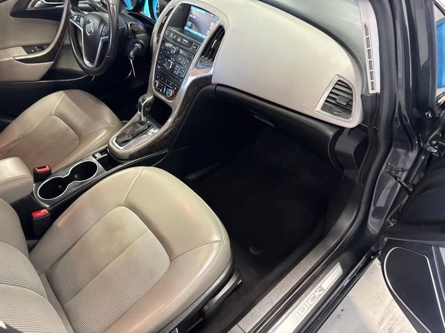 Used 2014 Buick Verano Convenience FWD image 18