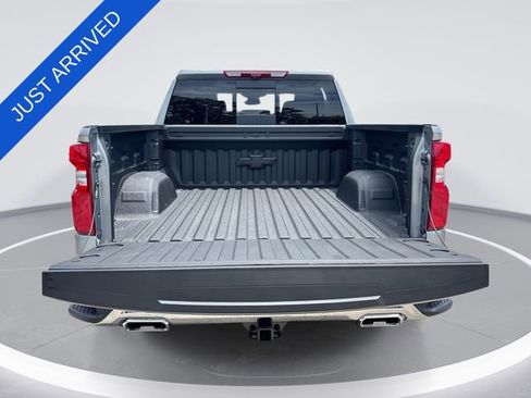 New 2026 Chevrolet Silverado 1500 LTZ w/ LTZ Premium Package AWD/4WD image 24