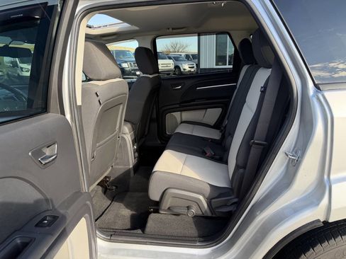Used 2009 Dodge Journey SXT w/ Premium Convenience Group AWD/4WD image 13