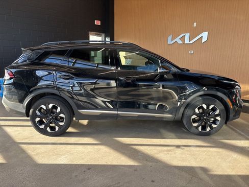 Used 2024 Kia Sportage X-Line w/ X-Line Premium Package image 15