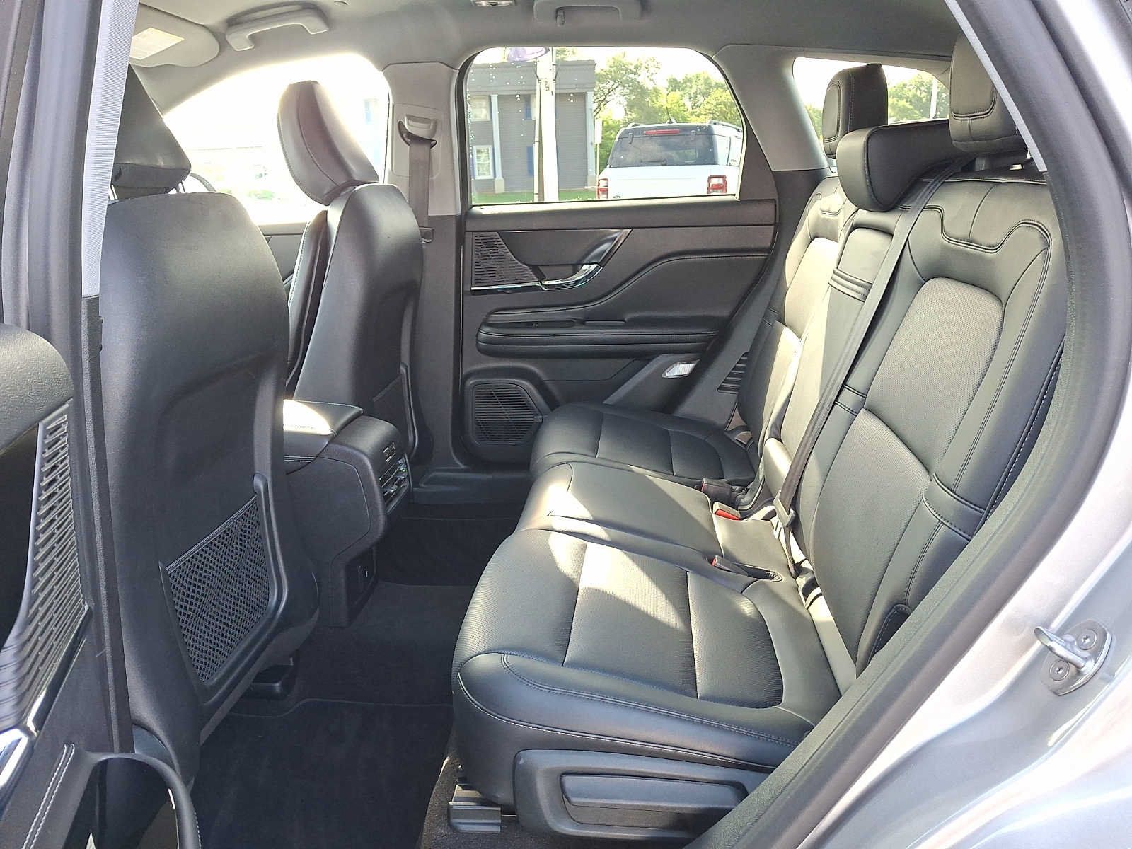 Used 2021 Lincoln Corsair AWD w/ Equipment Group 101A image 10