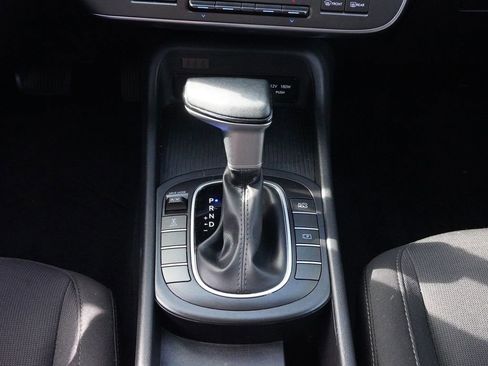 Used 2025 Hyundai Kona SEL AWD/4WD image 41