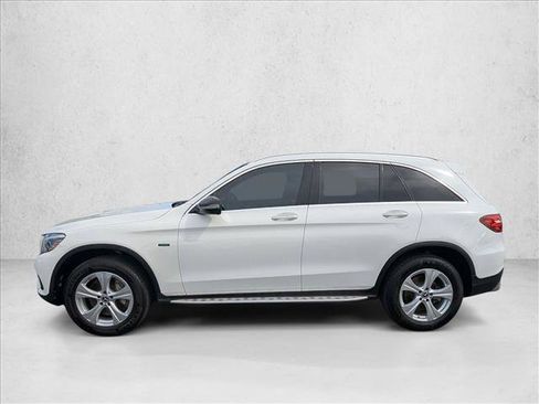 Used 2018 Mercedes-Benz GLC 350e 4MATIC image 9
