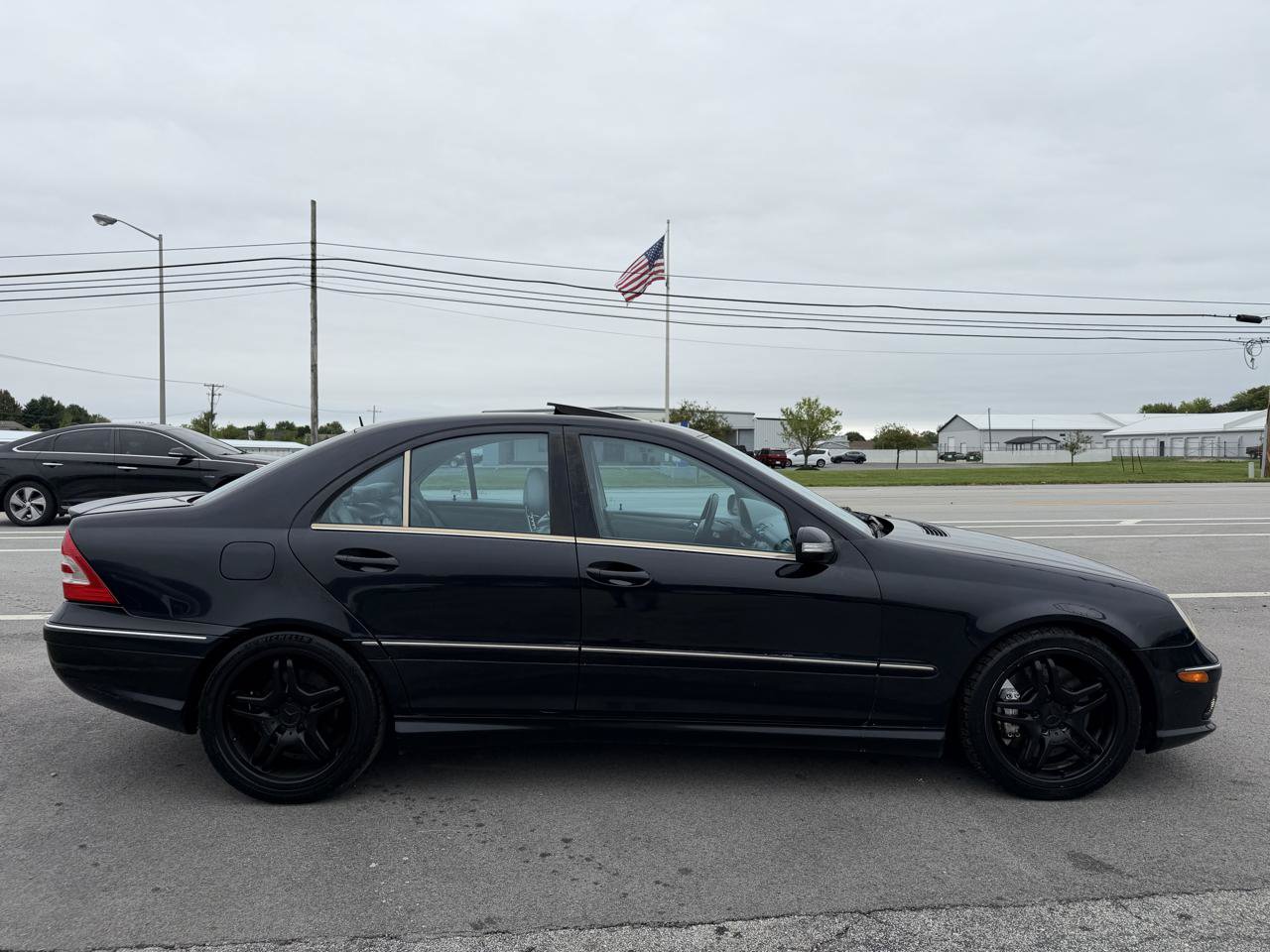 Used 2005 Mercedes-Benz C 55 AMG Sedan image 9