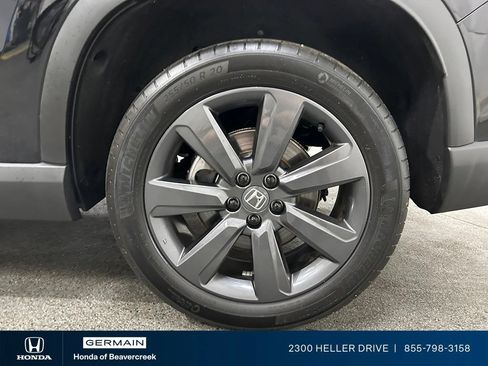 Certified 2025 Honda Pilot Sport image 14