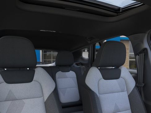 New 2026 Chevrolet Trax RS w/ Sunroof Package FWD image 24