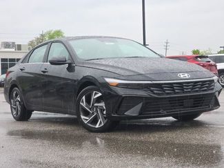 New 2026 Hyundai Elantra Limited FWD video 2