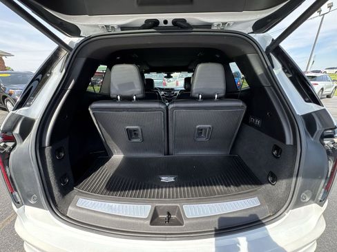 Used 2024 Cadillac XT6 Sport w/ LPO, Floor Liner Package AWD/4WD image 25