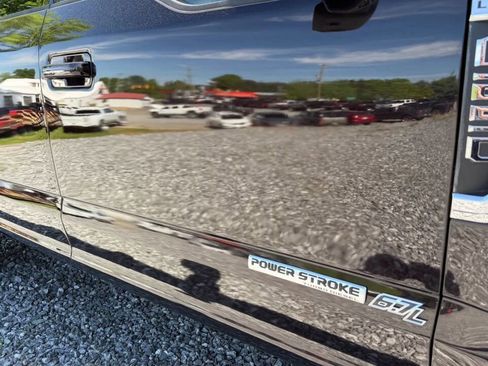 Used 2019 Ford F250 Lariat w/ FX4 Off-Road Package AWD/4WD image 11