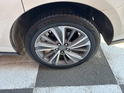 Used 2018 Acura MDX SH-AWD w/ Technology Package image 13