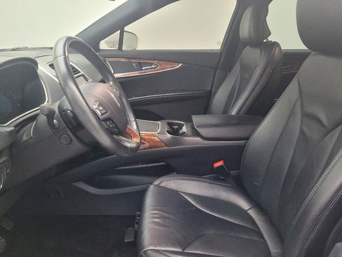 Used 2016 Lincoln MKX Select w/ Select Plus Package image 17