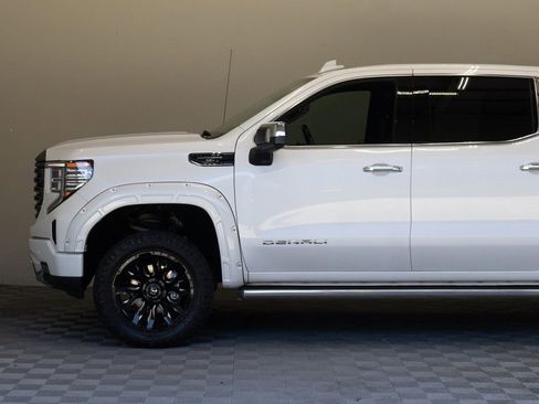 Used 2023 GMC Sierra 1500 Denali Ultimate image 8