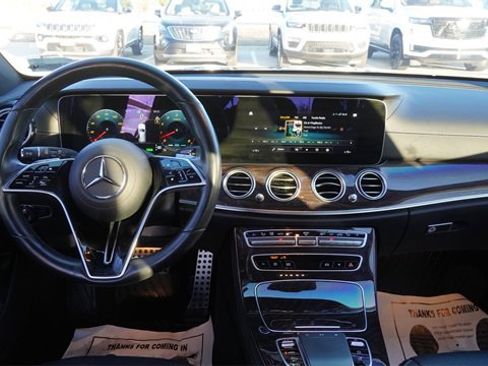 Used 2022 Mercedes-Benz E 450 4MATIC All-Terrain Wagon image 16