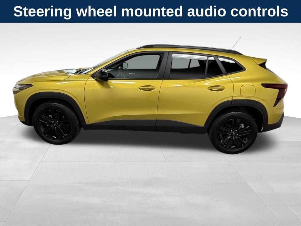 Used 2025 Chevrolet Trax ACTIV w/ Driver Confidence Package FWD image 8