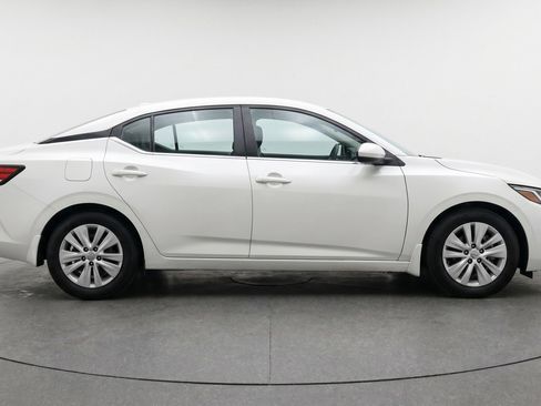 Used 2025 Nissan Sentra S FWD image 11