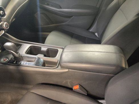Used 2024 Nissan Sentra S FWD image 26