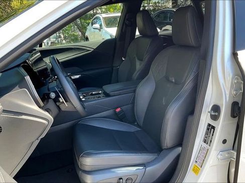 Used 2023 Lexus RX 350 Premium w/ Accessory Package (Z1) AWD/4WD image 21