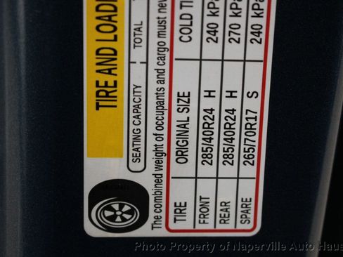 Used 2025 Cadillac Escalade ESV Sport Platinum w/ LPO, ONYX Package image 69