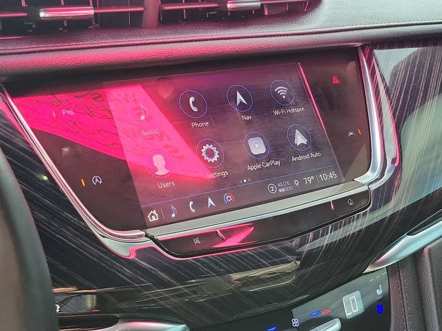 Used 2025 Cadillac XT6 Premium Luxury AWD/4WD image 21