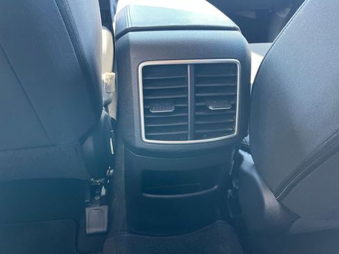 Used 2025 Kia Sportage LX FWD image 22