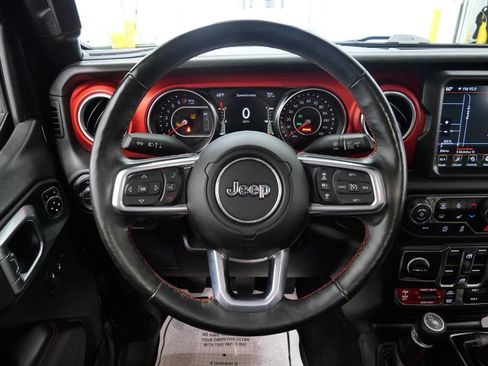 Used 2020 Jeep Gladiator Rubicon w/ Dual Top Group AWD/4WD image 22