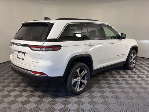 New 2026 Jeep Grand Cherokee Limited AWD/4WD image 4