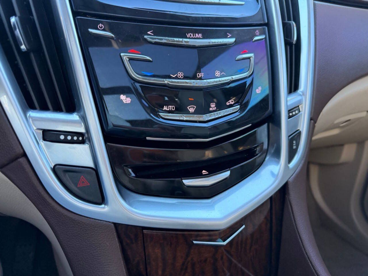 Used 2014 Cadillac SRX Performance w/ Driver Awareness Package FWD image 13