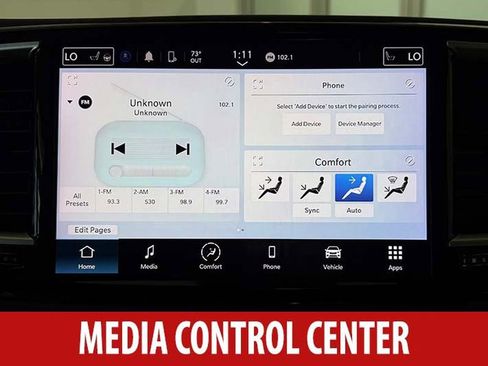 Used 2023 Chrysler Pacifica Touring-L FWD image 13