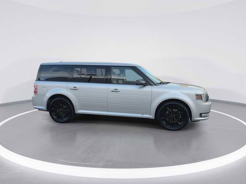 Used 2016 Ford Flex SEL w/ Equipment Group 202A image 9