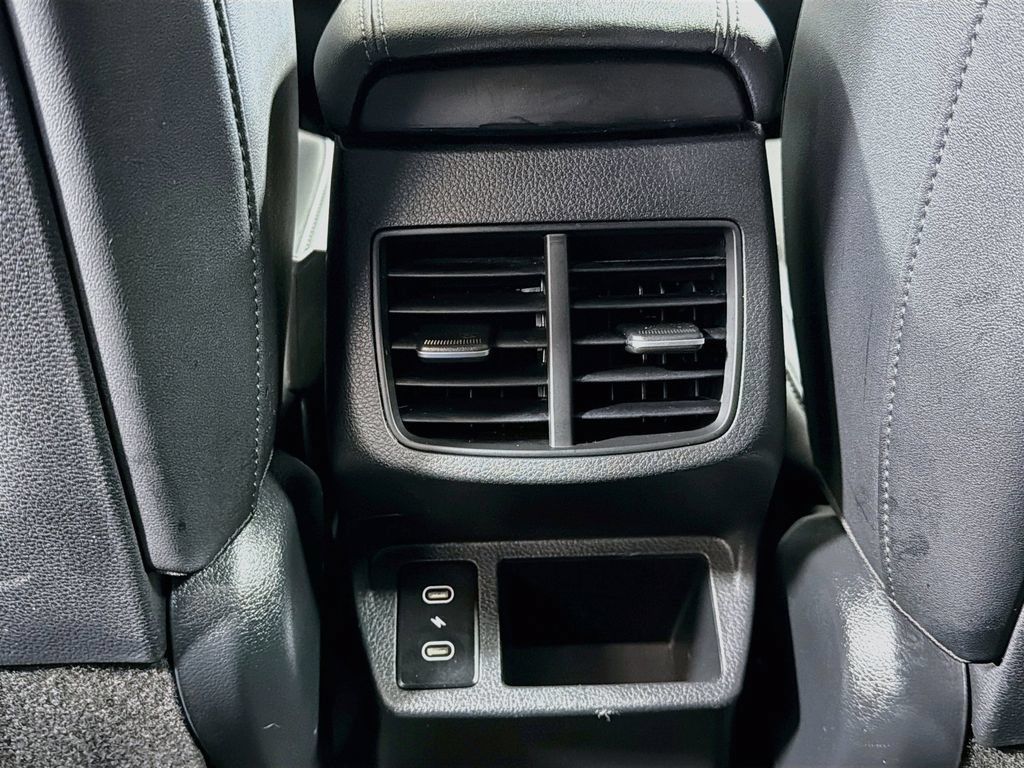 Used 2024 Kia Seltos S AWD/4WD image 26