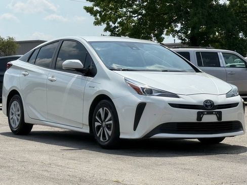 Used 2019 Toyota Prius LE FWD image 8