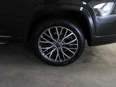 Used 2022 Jeep Grand Cherokee L Summit AWD/4WD image 39