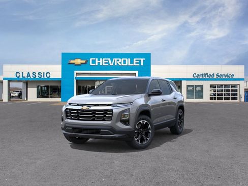 New 2026 Chevrolet Equinox LT w/ Convenience Package II FWD image 8