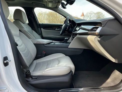 Used 2016 Cadillac CT6 Luxury image 71