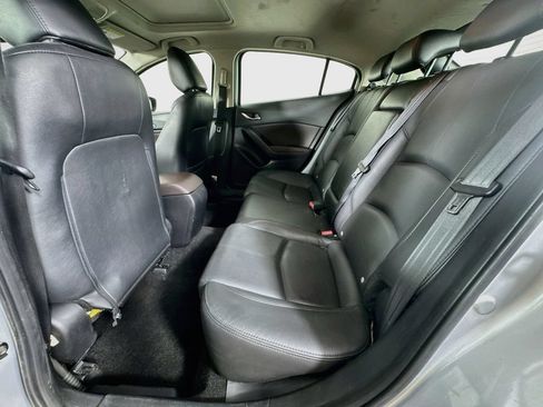 Used 2018 MAZDA MAZDA3 Grand Touring FWD image 30
