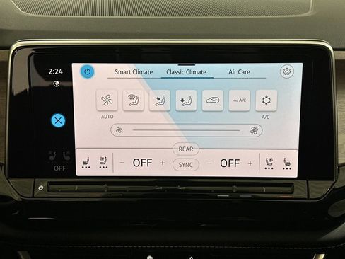 New 2026 Volkswagen Atlas SE image 32