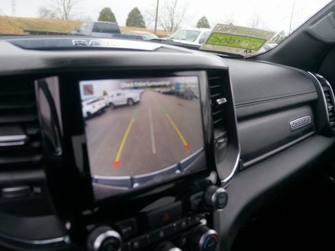 Used 2024 RAM 1500 Laramie image 24