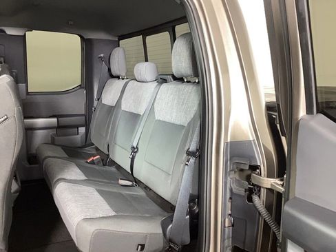 Used 2022 Ford F150 XLT w/ Equipment Group 302A High image 11