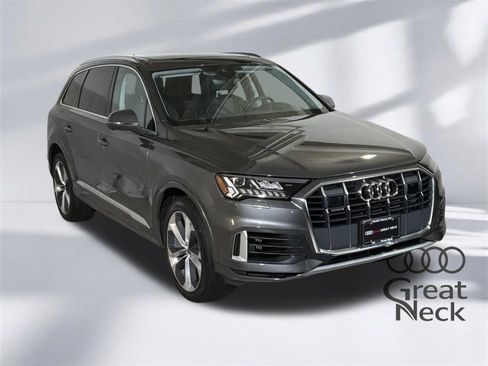 Used 2023 Audi Q7 3.0T Premium Plus w/ Premium Plus Package AWD/4WD image 8