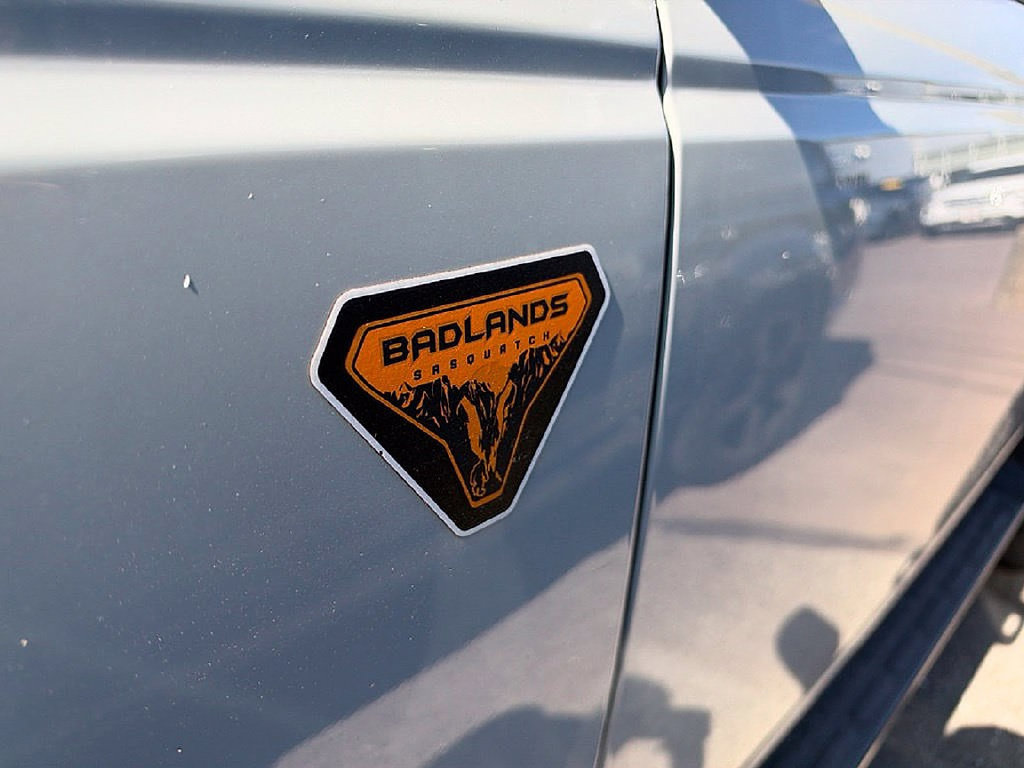 Used 2024 Ford Bronco Badlands AWD/4WD image 8