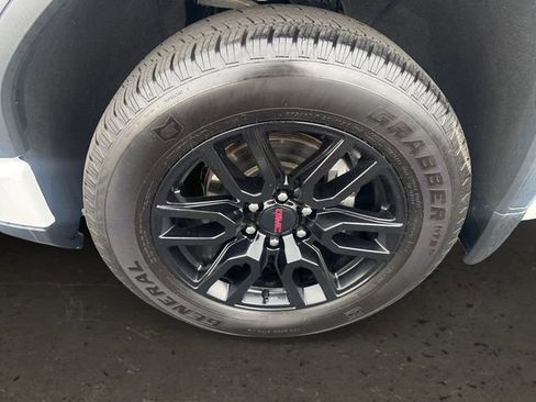 Certified 2024 GMC Sierra 1500 Elevation AWD/4WD image 9