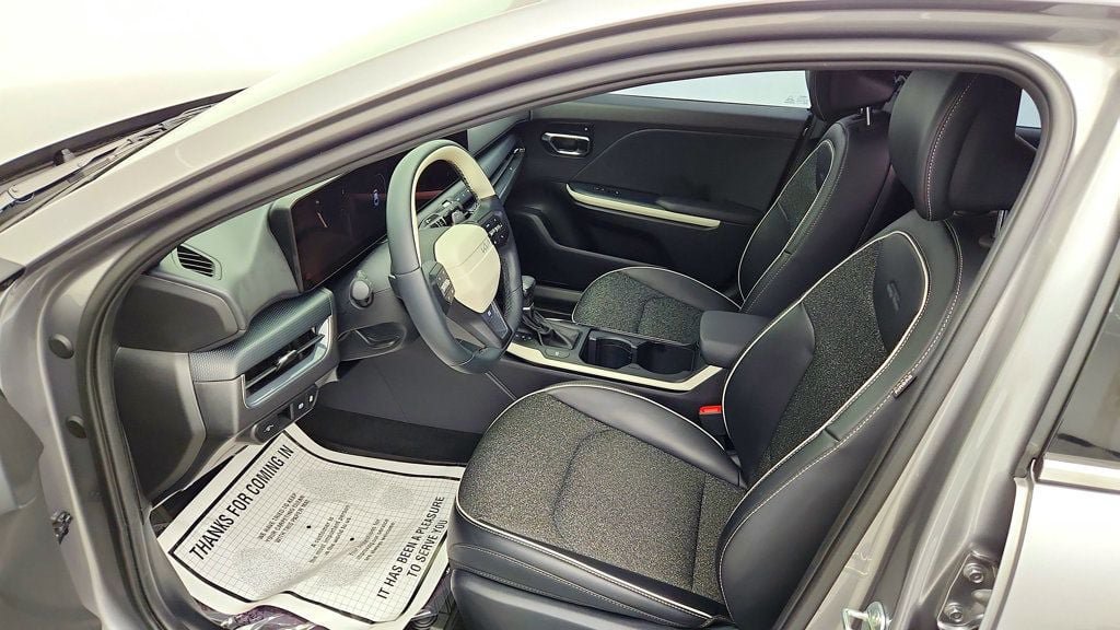 Used 2025 Kia K4 GT-Line FWD image 19