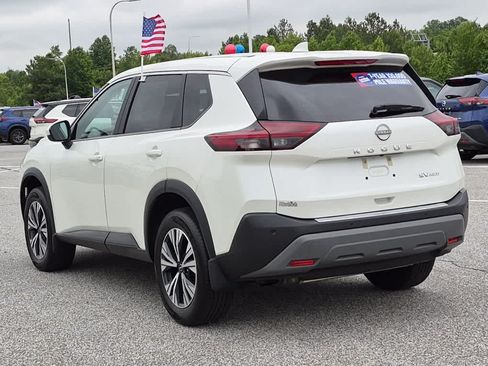 Used 2023 Nissan Rogue SV AWD/4WD image 4